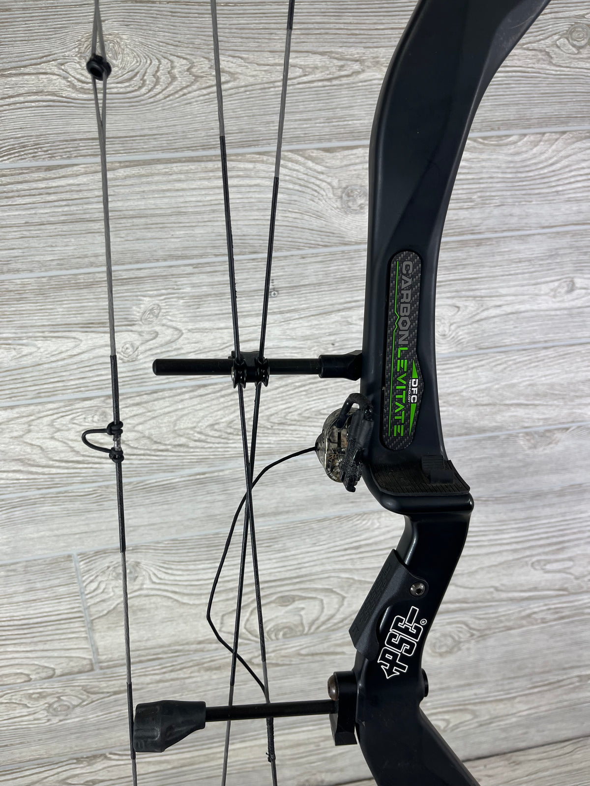 Used PSE Carbon Levitate Left Hand EC2 Cam Nock On edition Black