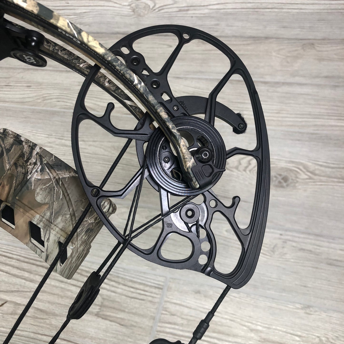 Mathews Lift 33 Realtree Edge Package ( mathews accessories)