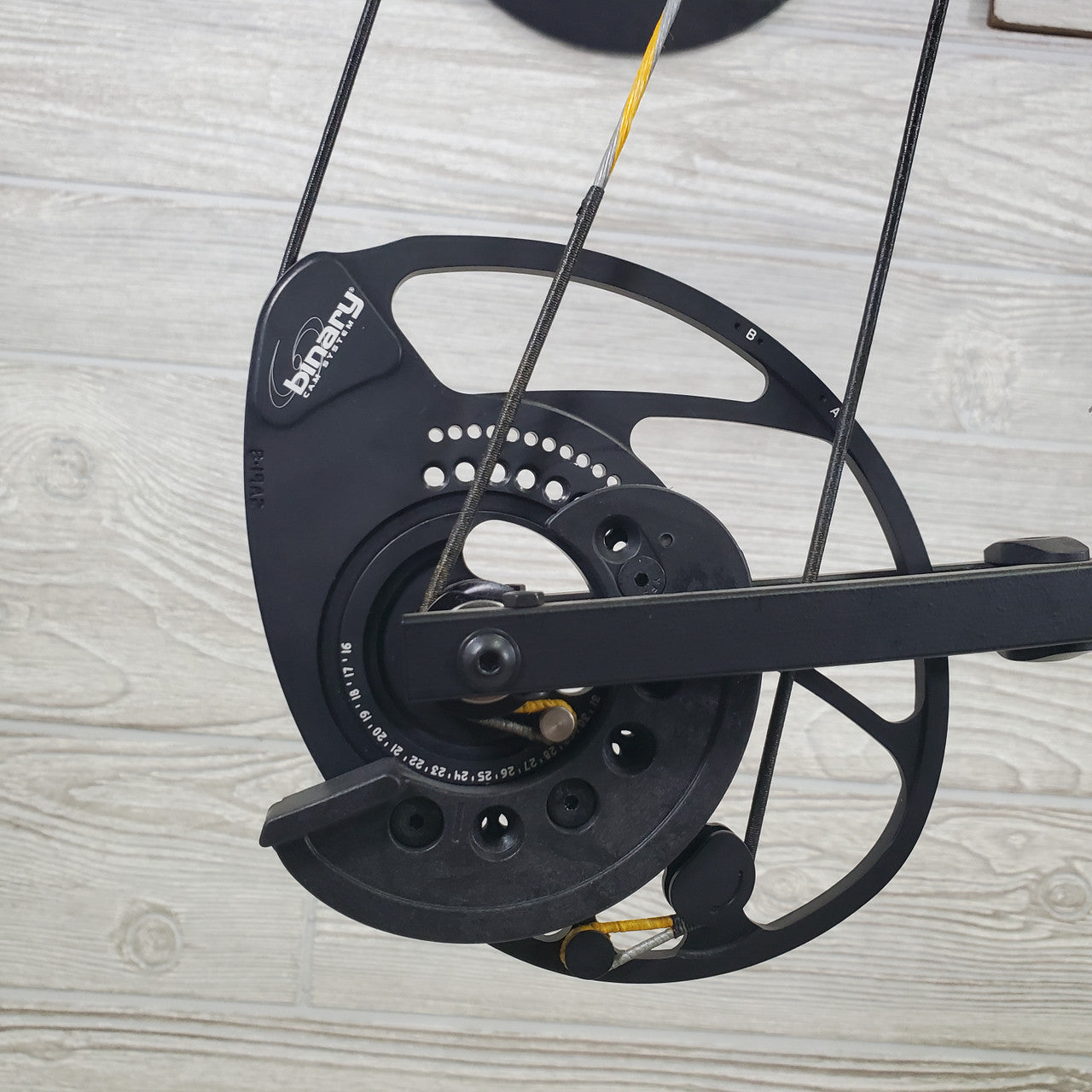 Diamond Pro 320 Black RH