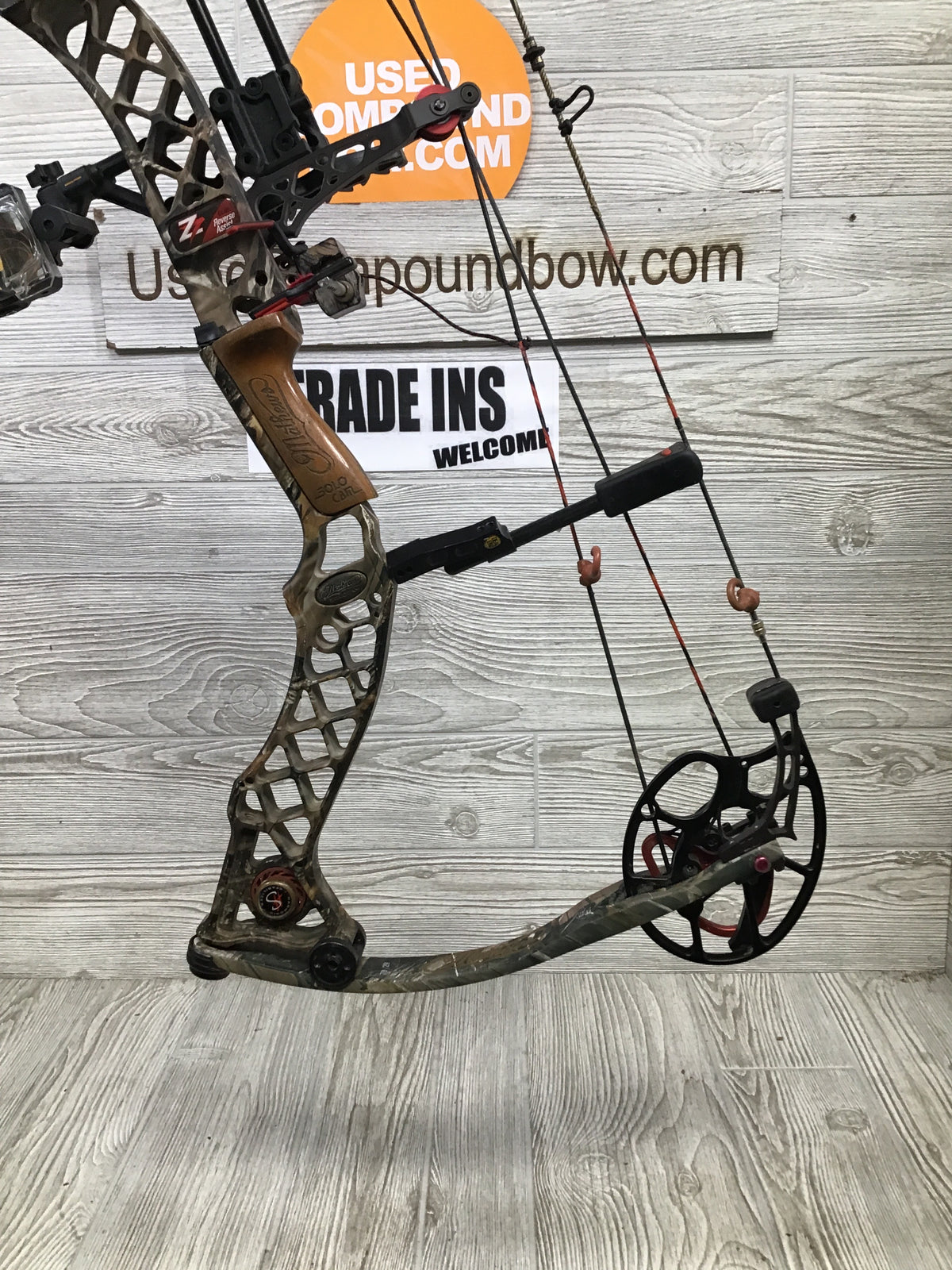 Used Mathews Z7 Right Hand 29" 70# Package