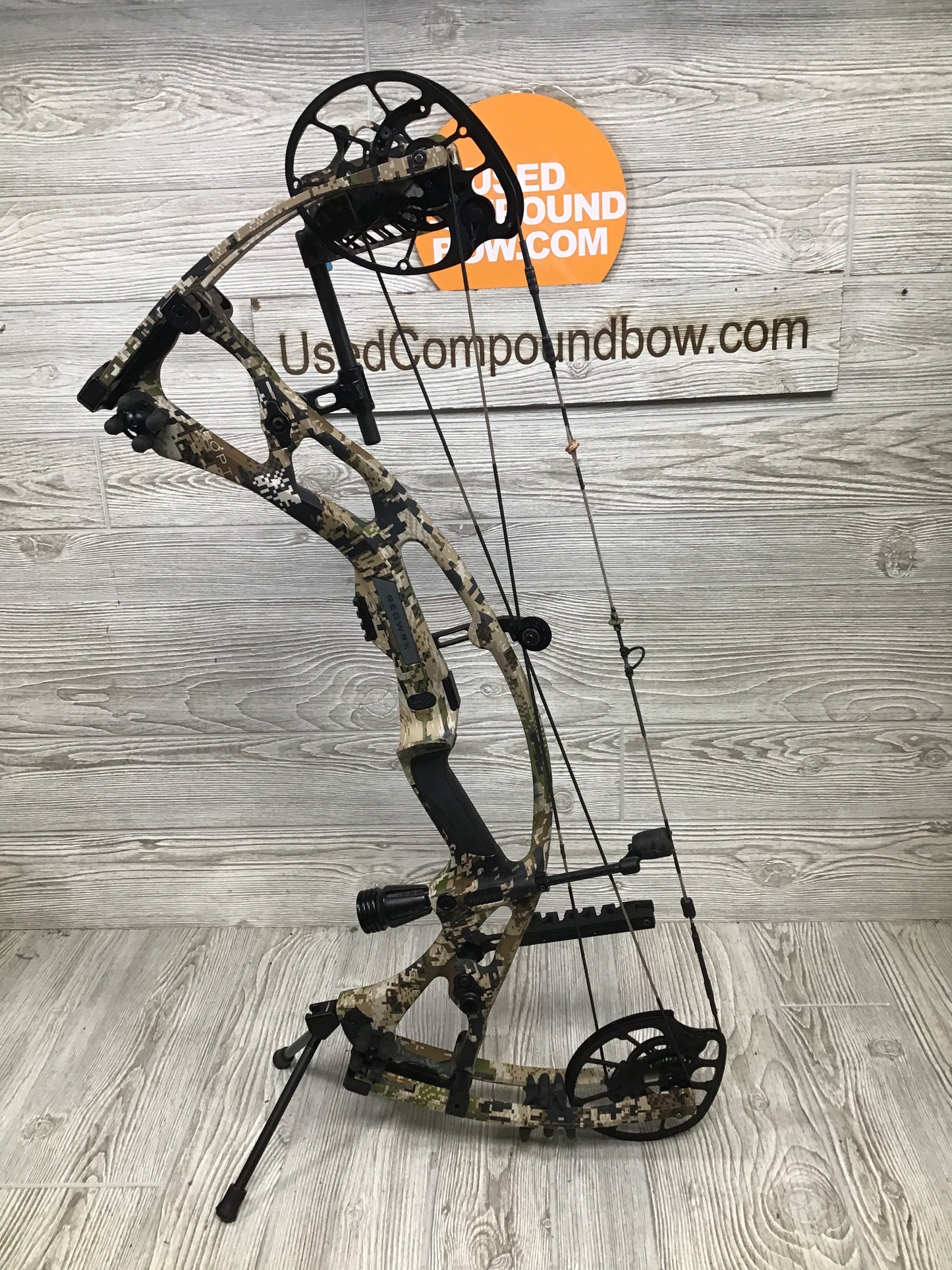 Used RH Hoyt RX-7 60-70# Sitka Optifade Subalpine Bow