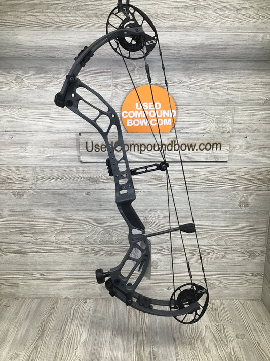 NEW IN BOX W/WARRANTY PSE EVOLVE 30 - Charcoal - 70 - RH - EC2