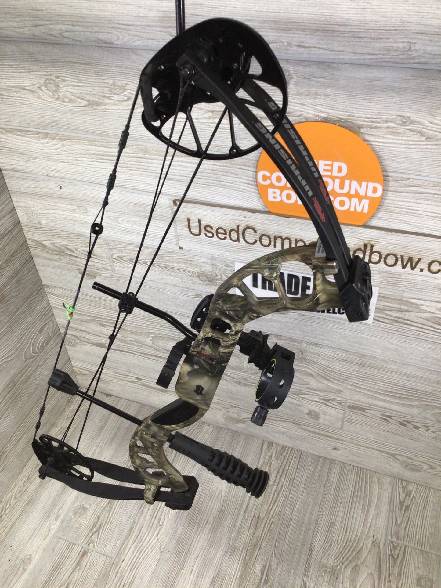 USED PSE UPRISING LEFT HANDED PACKAGE MOSSY OAK