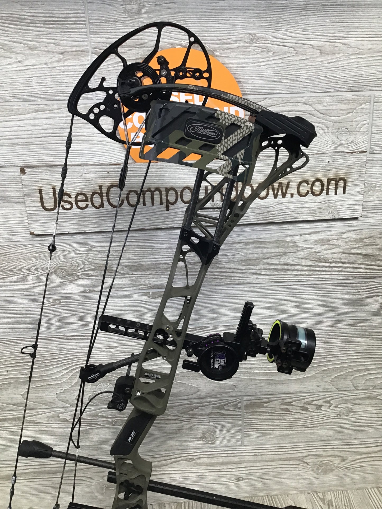 Used Mathews LIFT X 29.5 LOADED package 29.5/70# Ambush riser/Kuiu Limbs