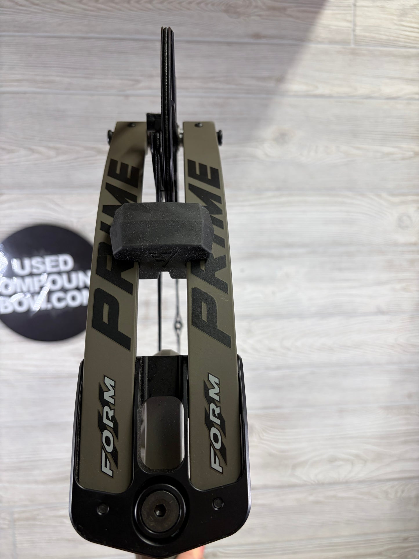 Used Prime Form 34 Right Handed 60-70lb Morel