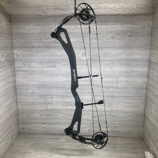 PSE Mach 34 EC2 Cam Right Hand charcoal riser, 70# el2 limbs and 80# FL limbs
