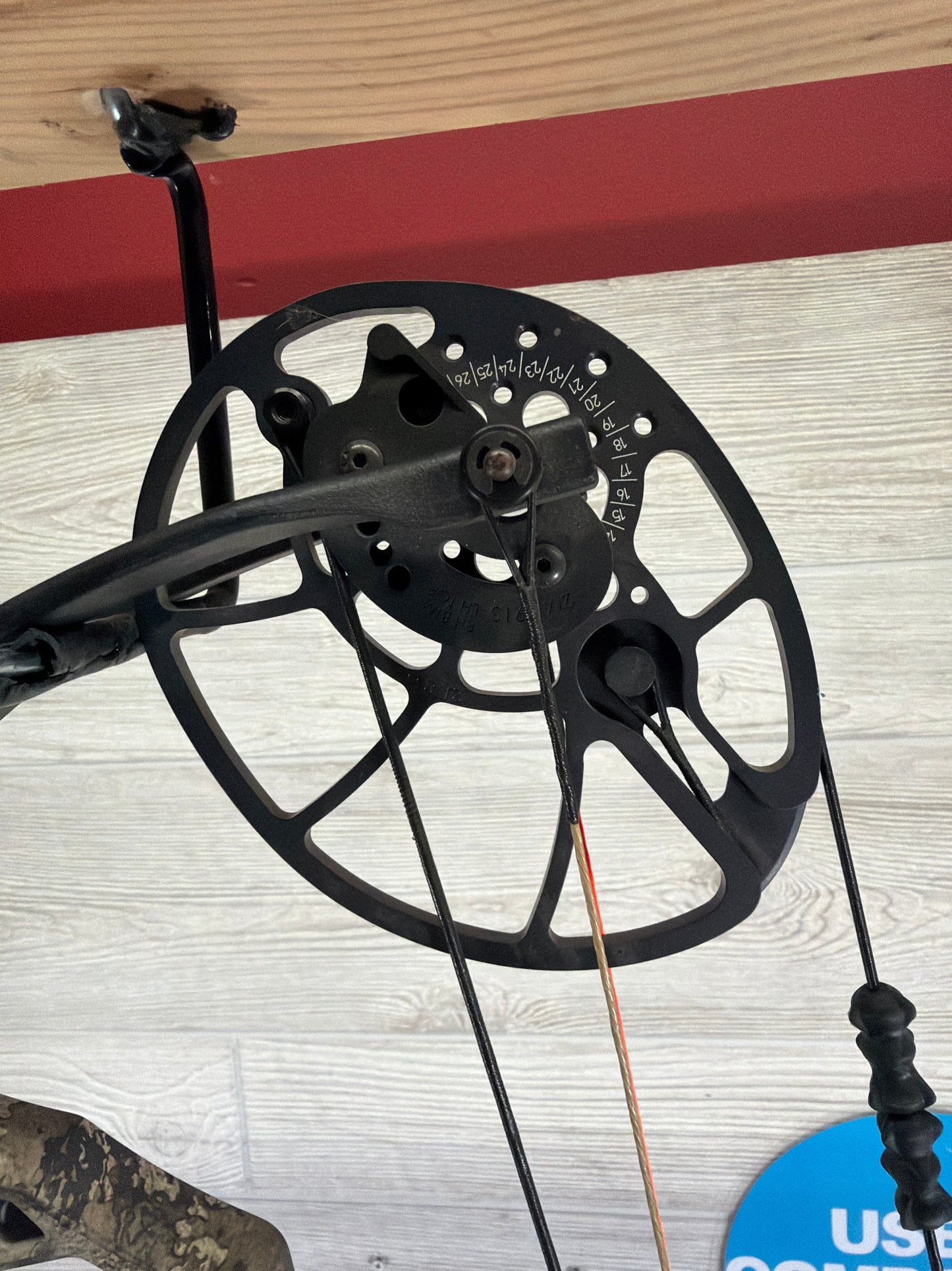 Used Bear Legit Left Hand 28" 70lb Veil Bow Pkg