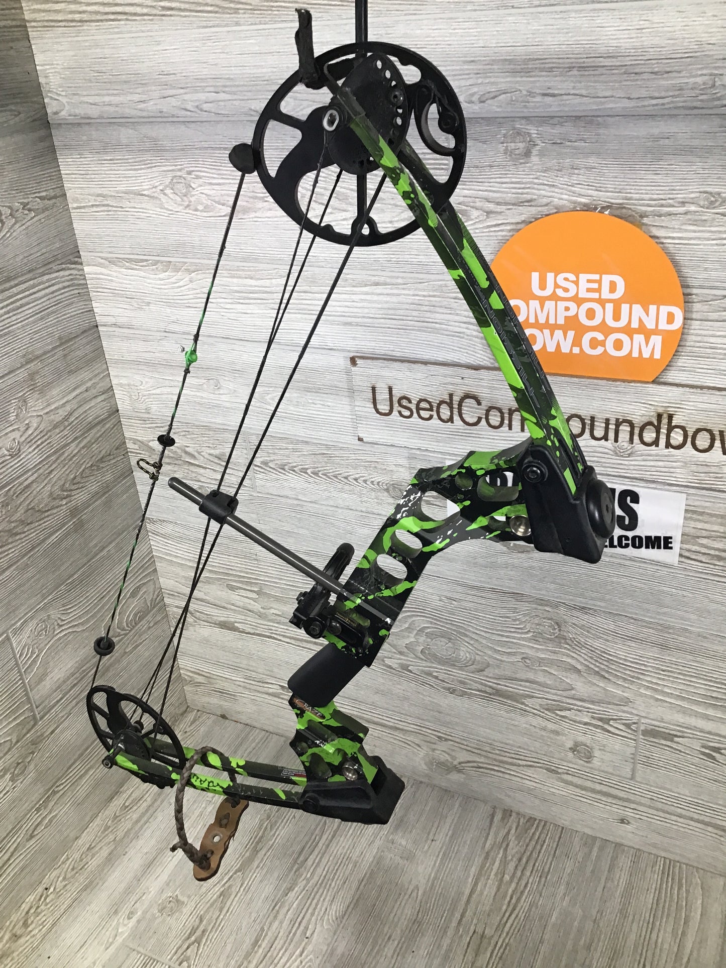 Used Mission Craze Right Handed Green Splash 19-30"/ 15-70#
