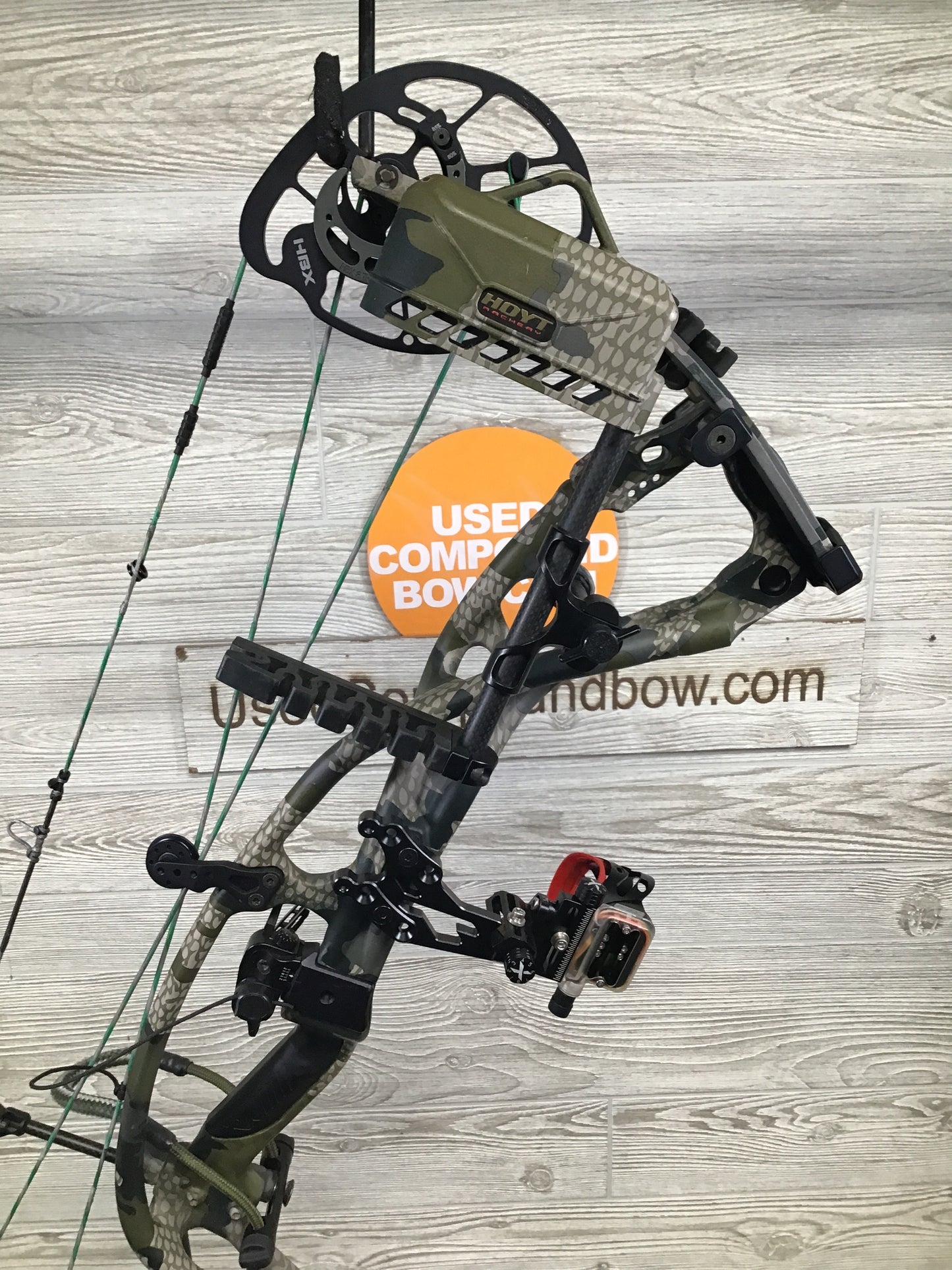 Hoyt RX-5 Wilderness 60-70# 25-30 Right Hand Package