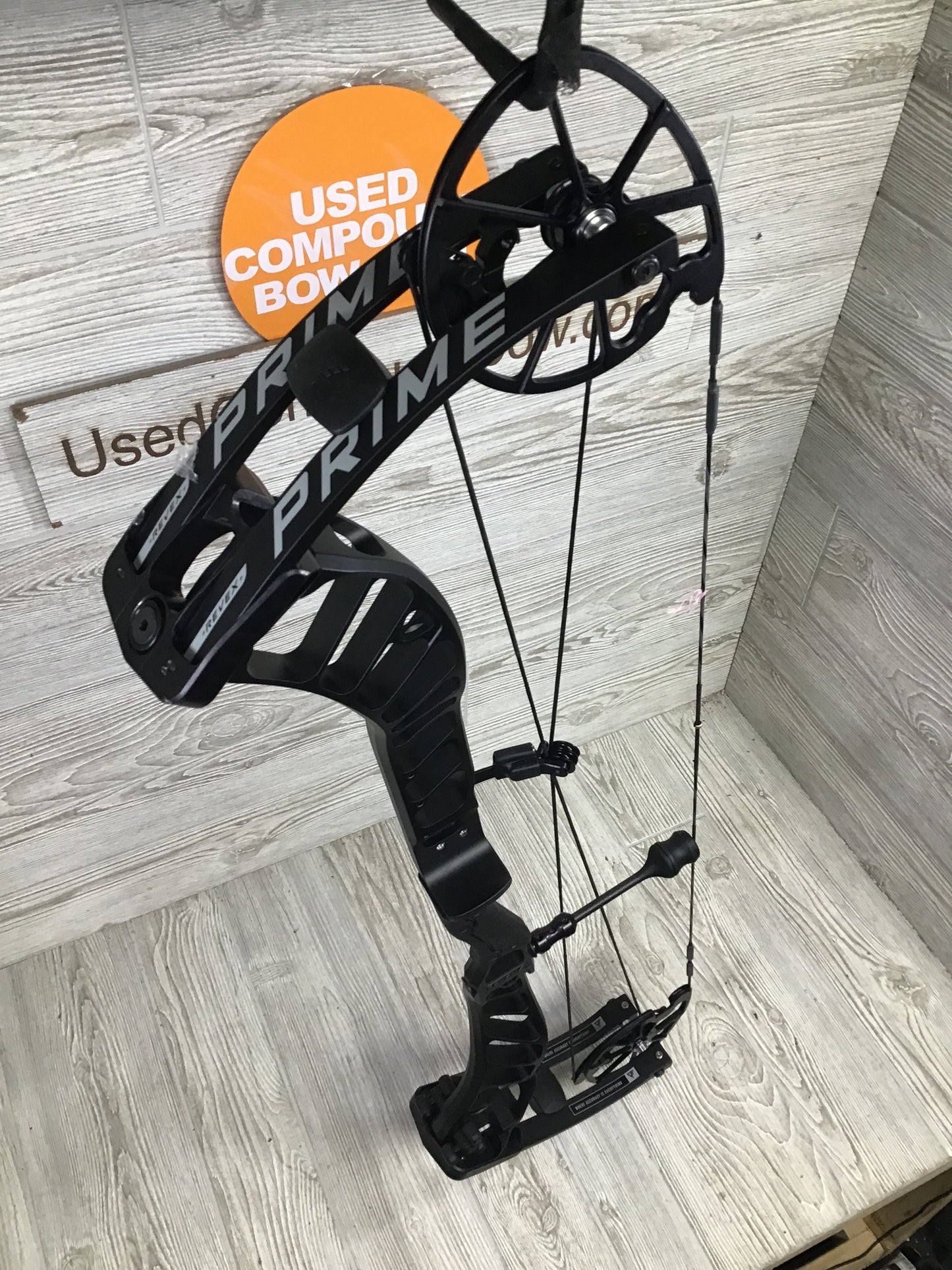 Brand New Prime Revex 6 Right Handed Black 50-60# 27.5-31"