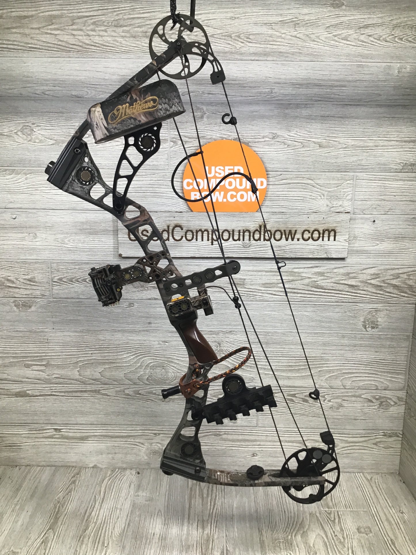 Mathews Switchback Left Handed 29" 60-70# Package Mint Condition