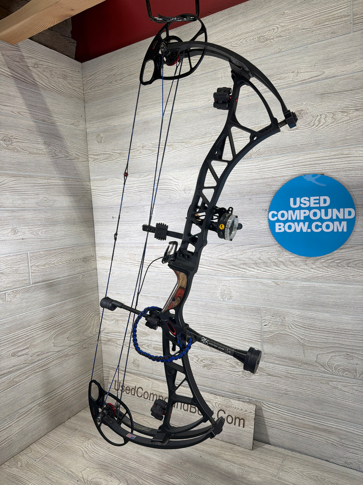 Used Bowtech Experience 27" 70lb Black Bow Pkg