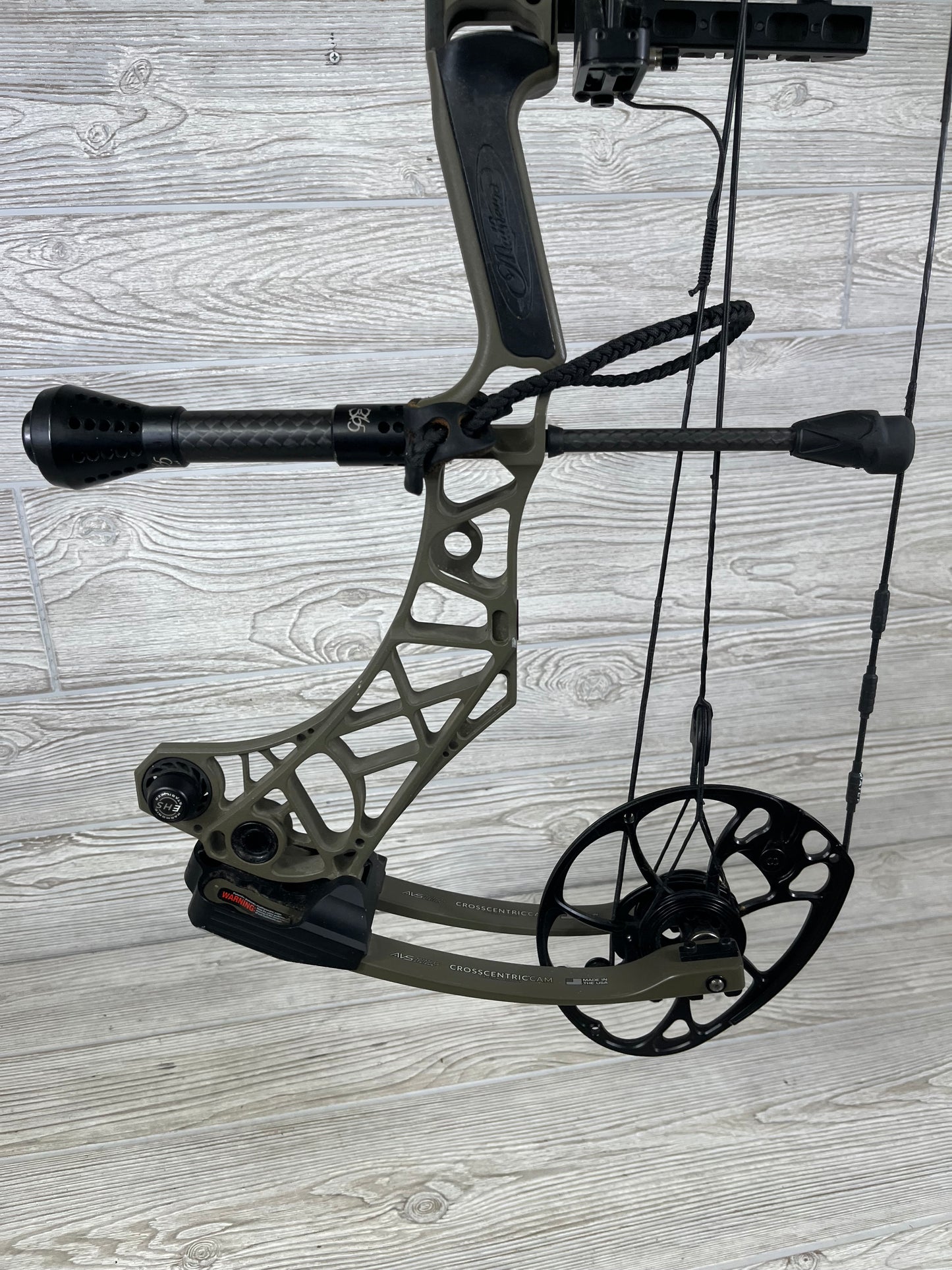 Used Mathews VXR 31.5 Green Ambush Right Handed Package LOADED