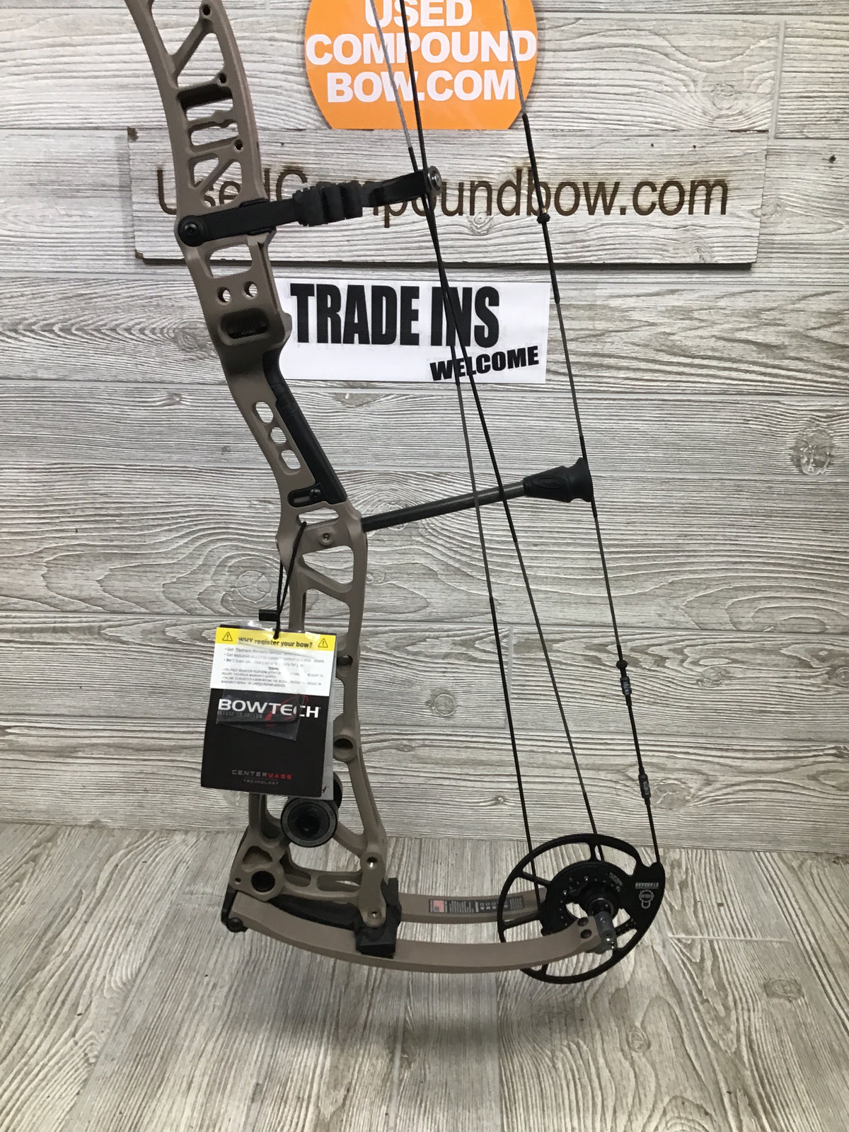 Bowtech Proven 34 Sandstone Medium Cam Left Handed 25-30" 60-70lbs