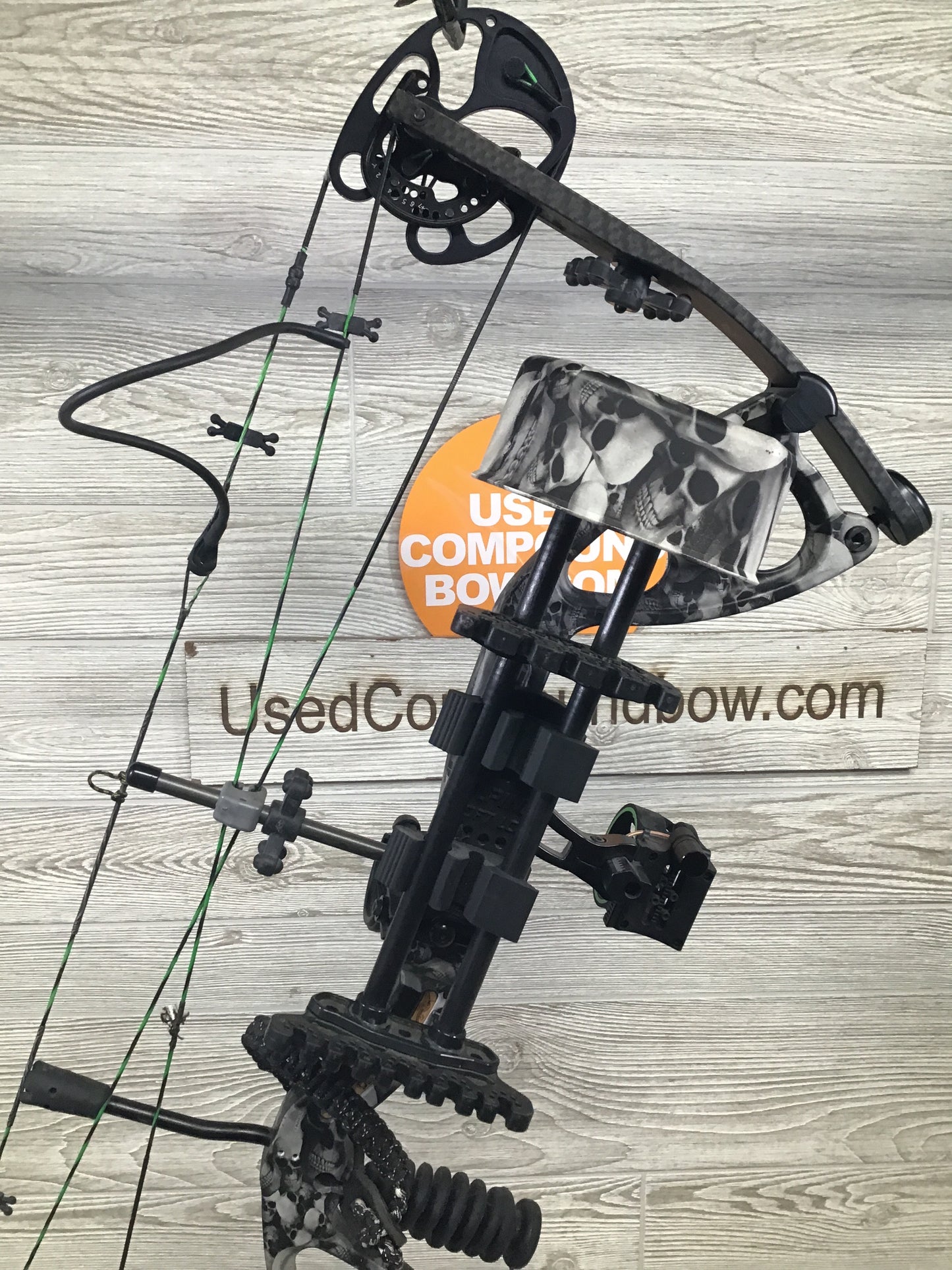 Used Martin Crossfire Skull pattern RH Ready to Hunt Package