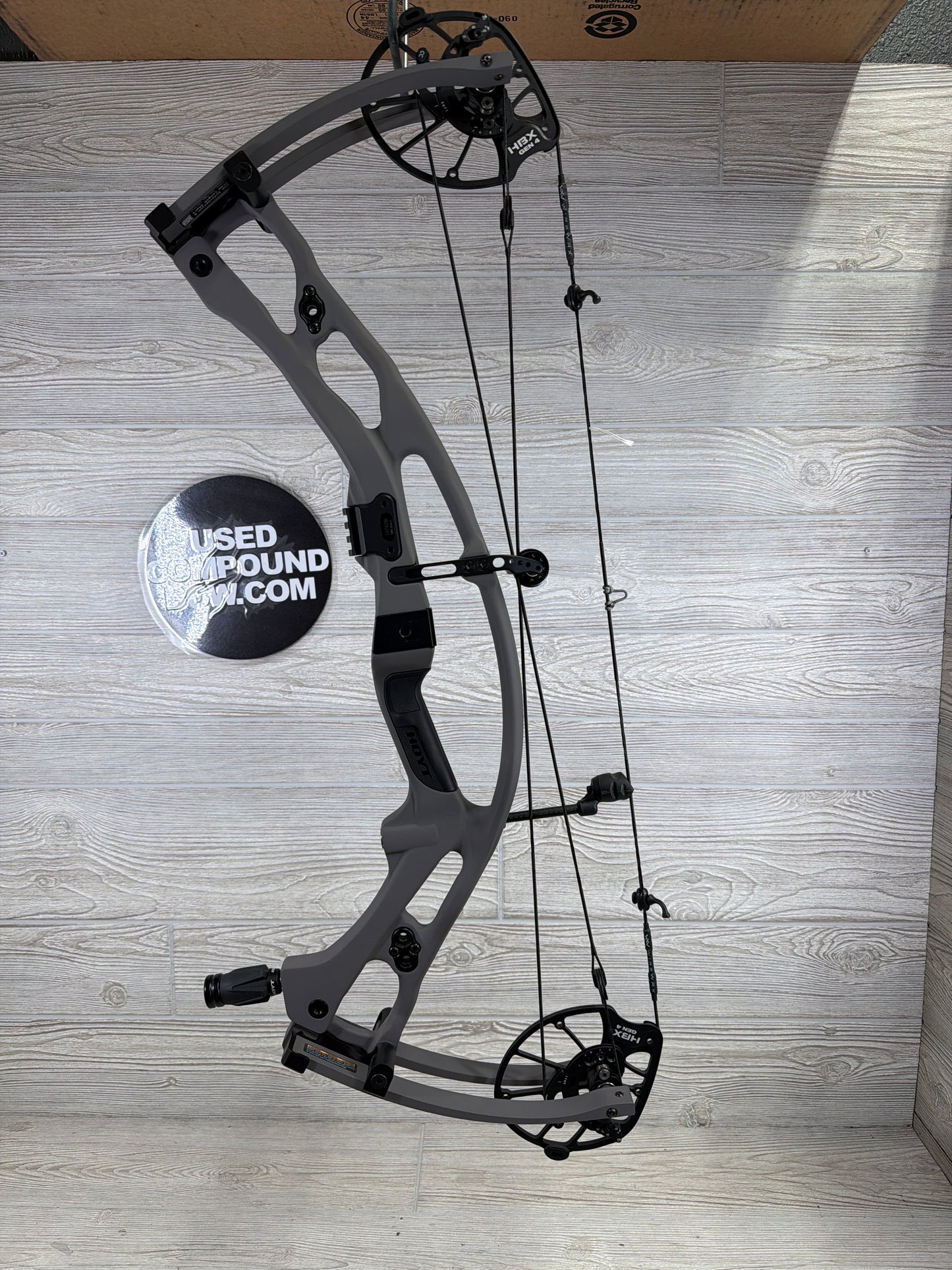 Used Hoyt RX-9 Left Handed 60-70# Tombstone