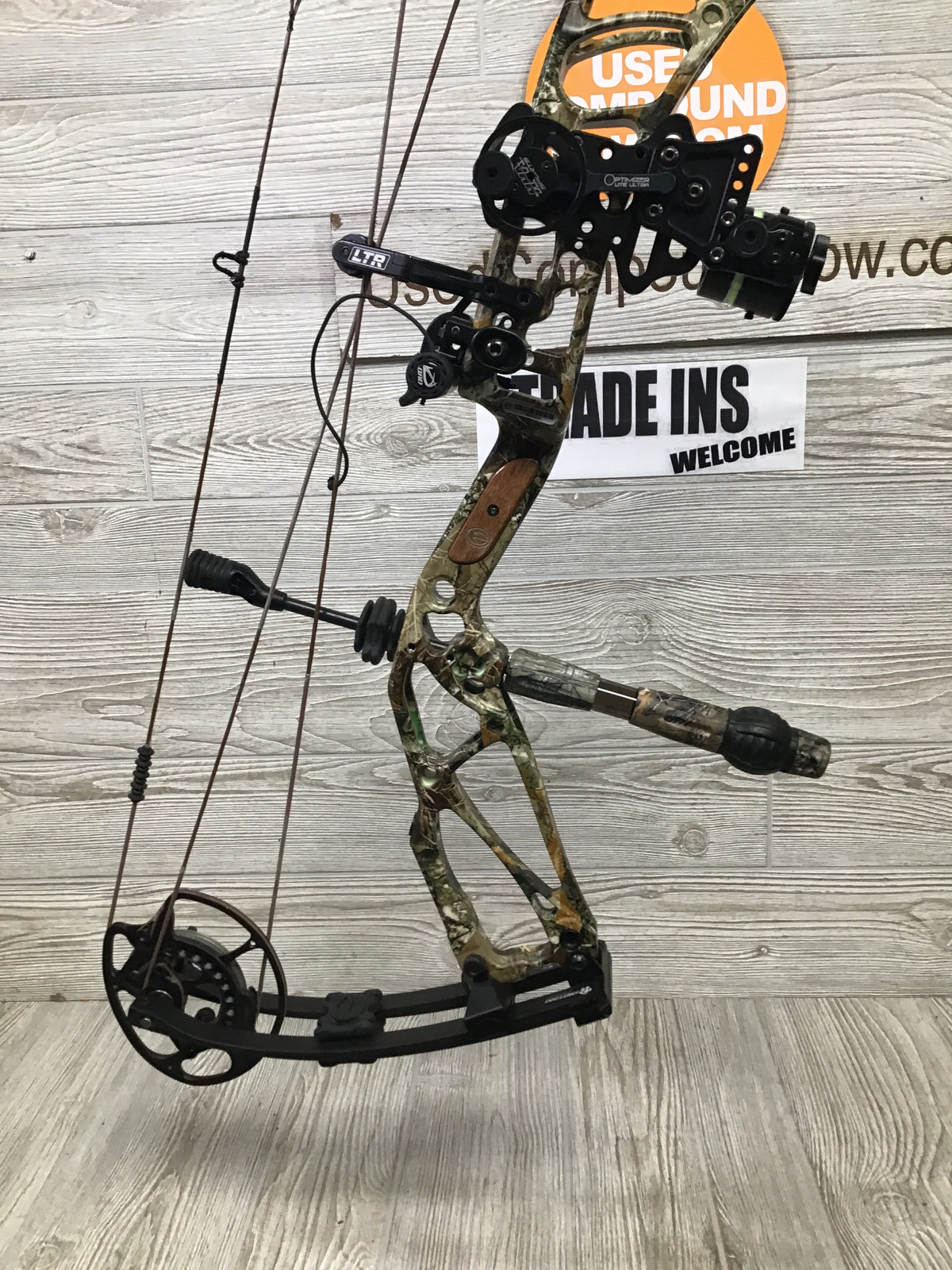 Elite Enkore Package 50-60# RH 26-30" Camo