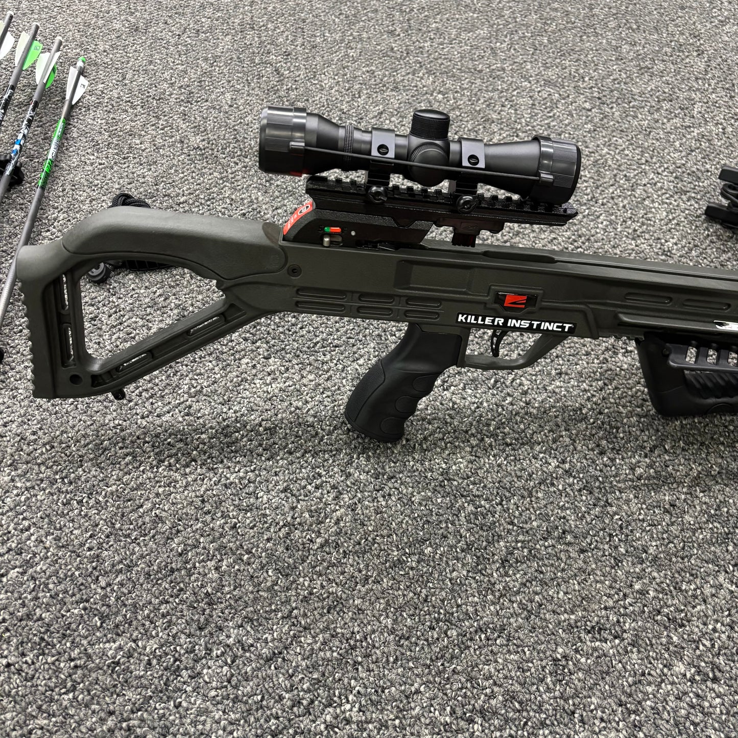 Used Killer Instinct Lethal 405 Crossbow Package