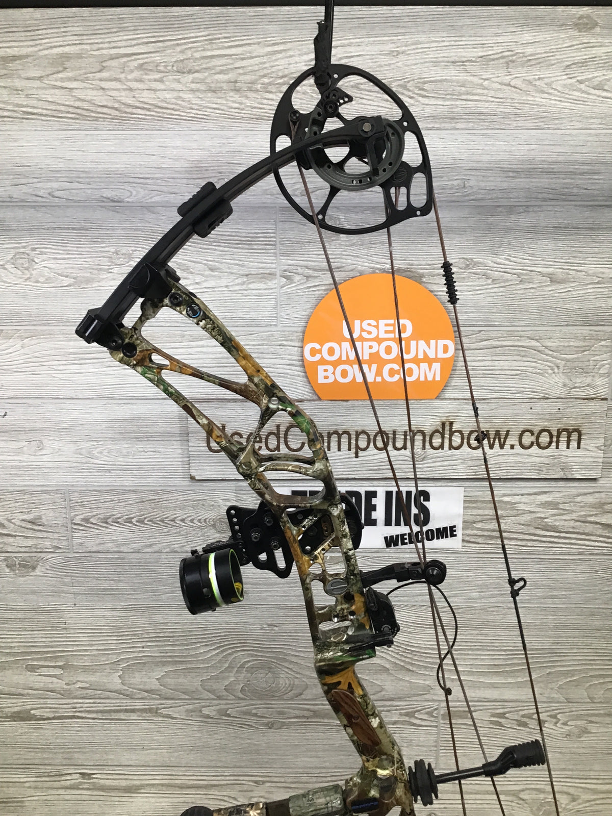 Elite Enkore Package 50-60# RH 26-30" Camo