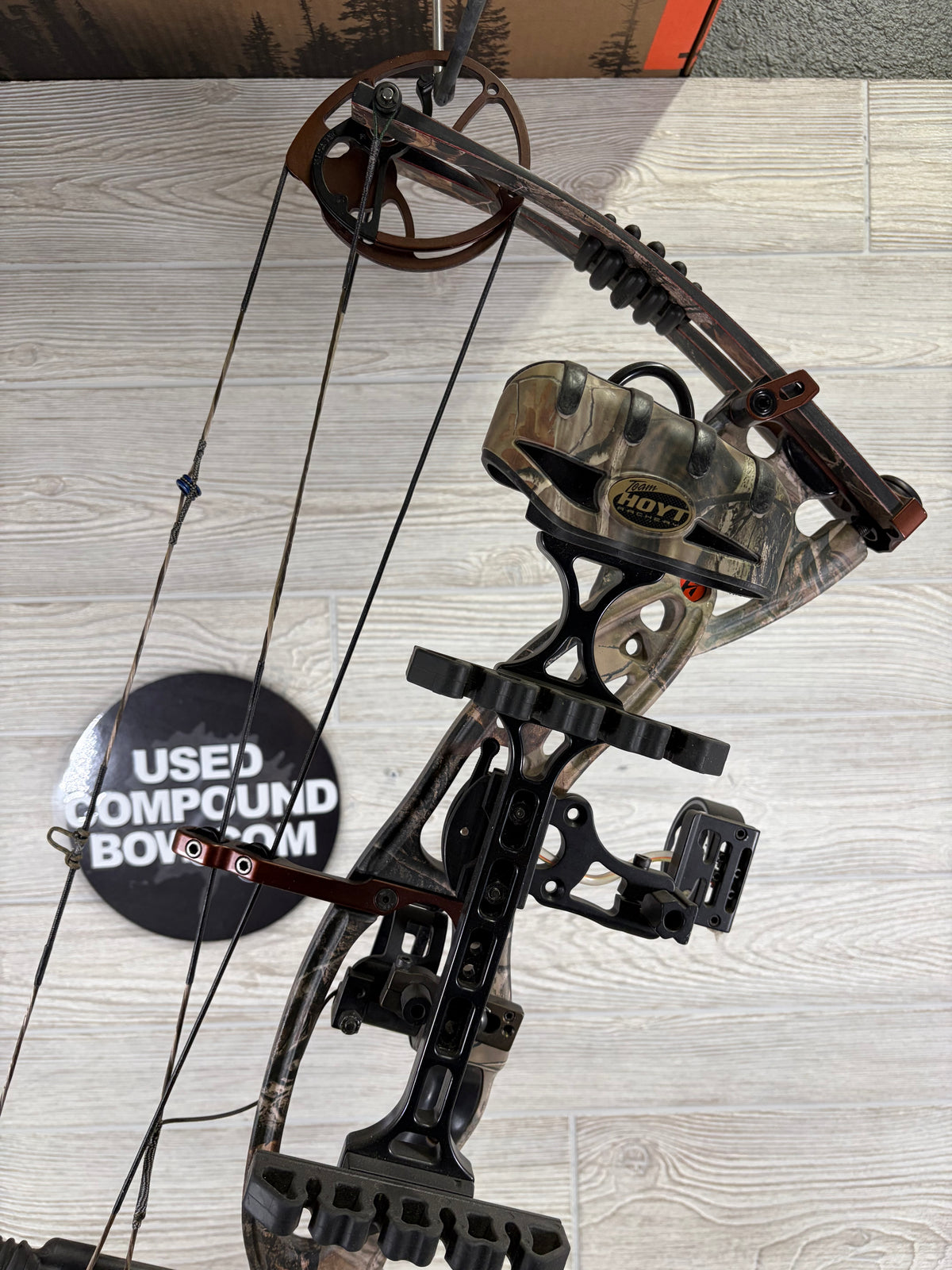 Used Hoyt Rampage XT RH PKG 29" 50-60lbs