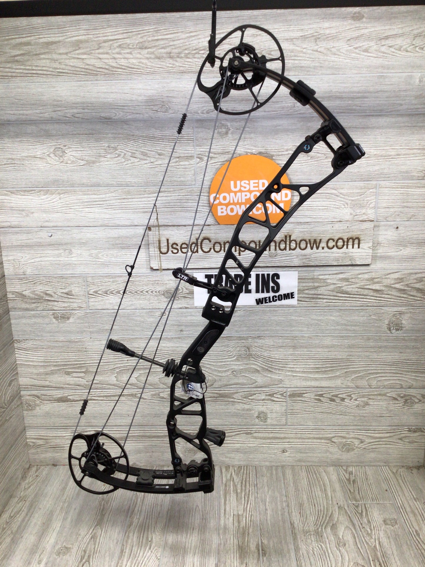 Elite Ethos Black Right Handed 55-65#