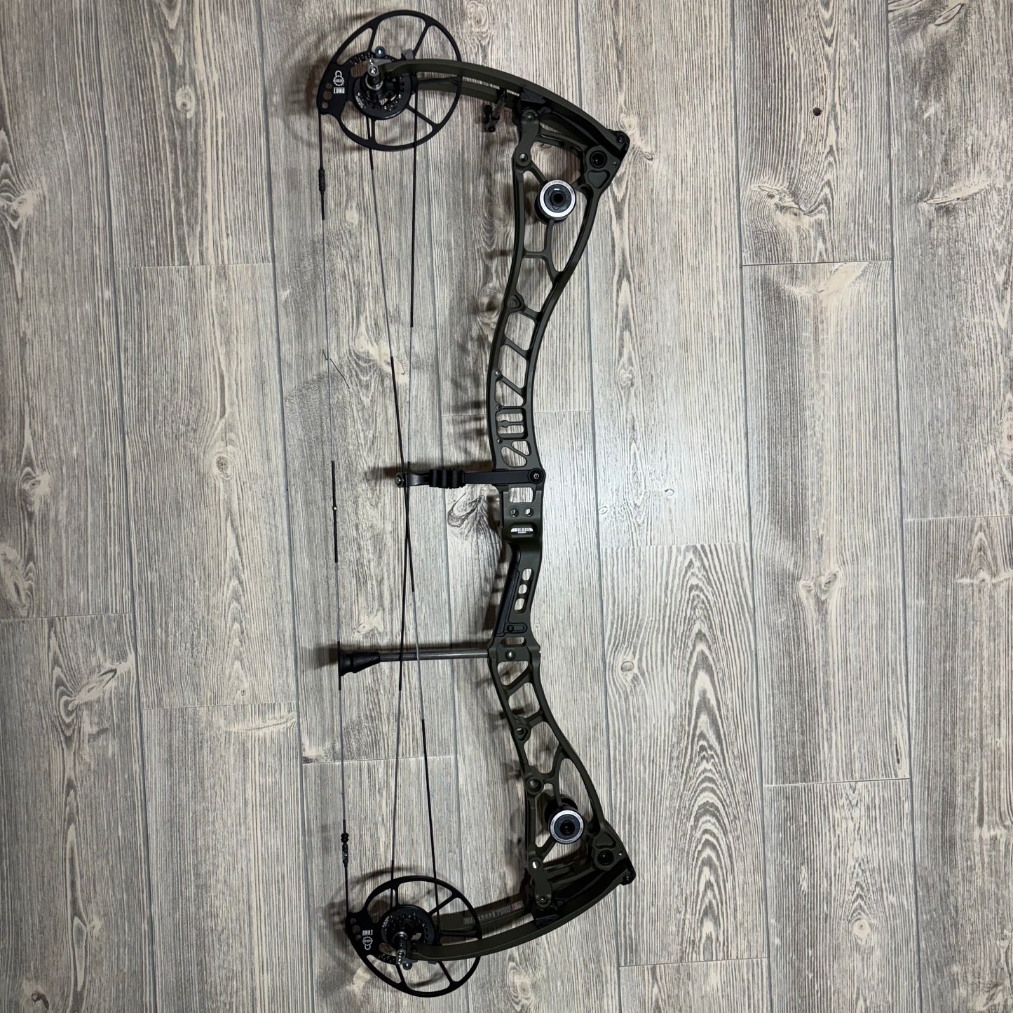 Bowtech Proven 34 LD RH OD Green 70#