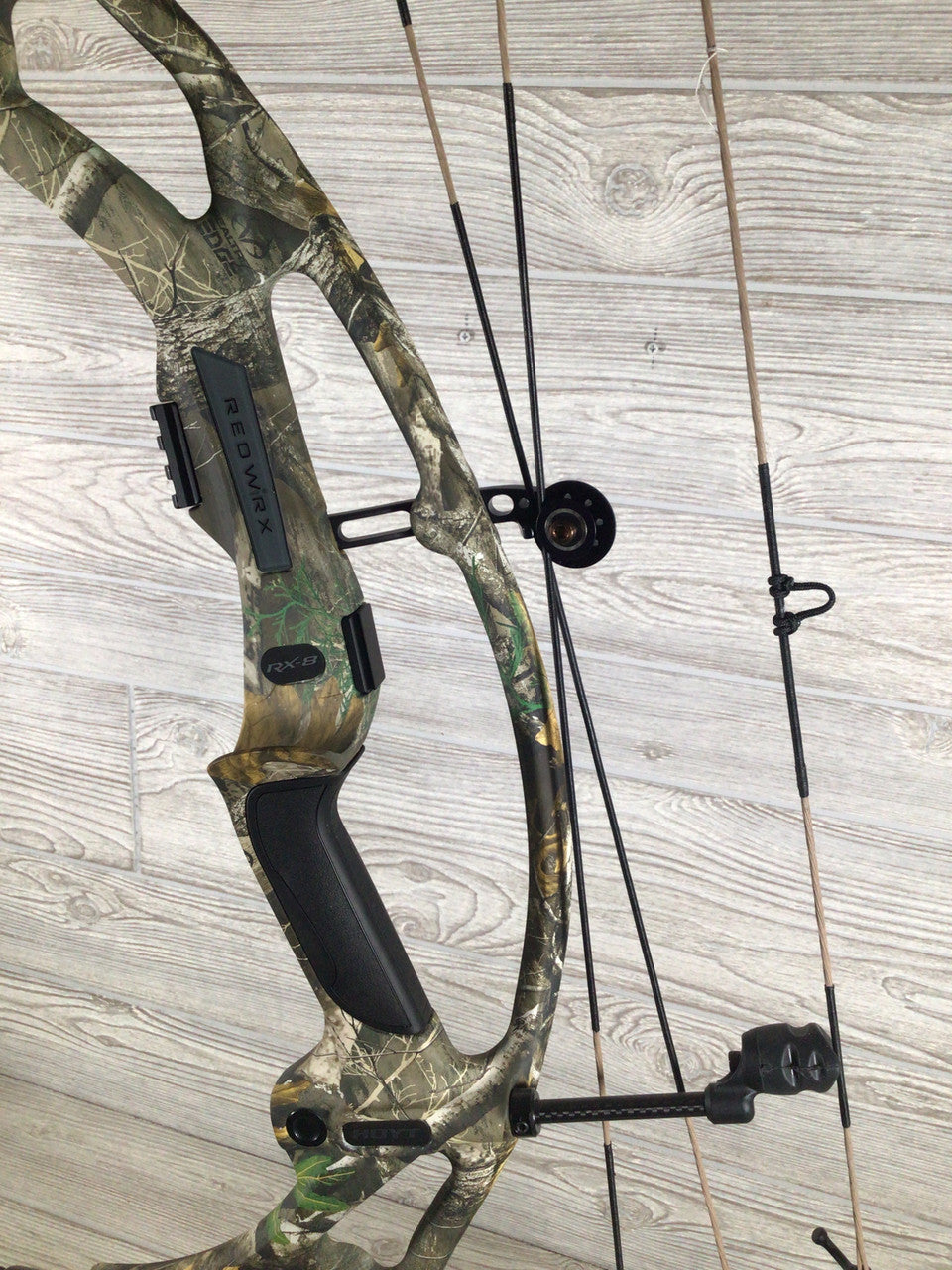 Hoyt RX-8 RH Realtree Edge 70lbs 25-30"
