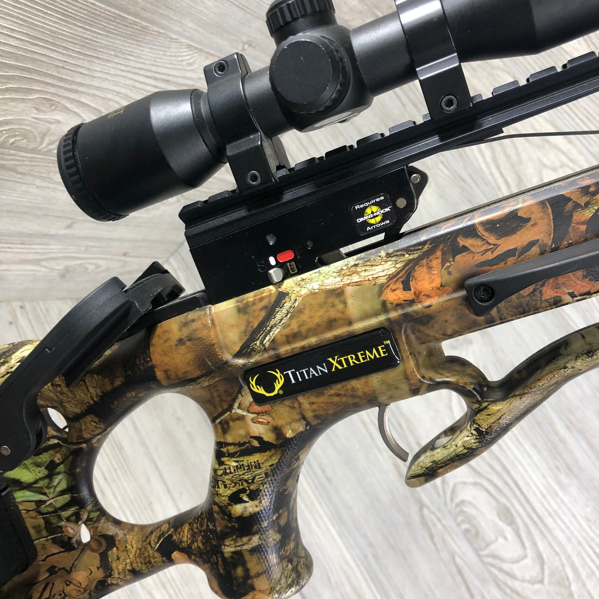 TenPoint Titan Xtreme Crossbow  Package
