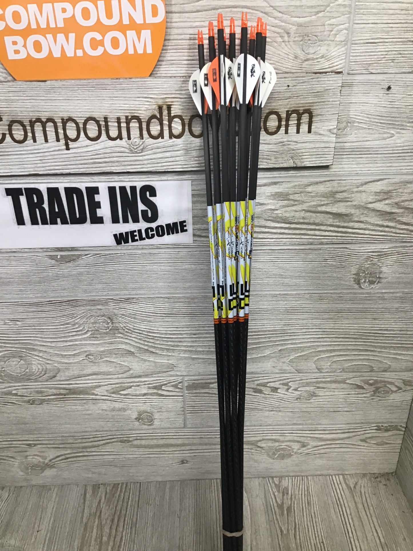 Used Mathews Lift X 29.5 Right Hand 28.5"/70# Sitka Subalpine LOADED Package