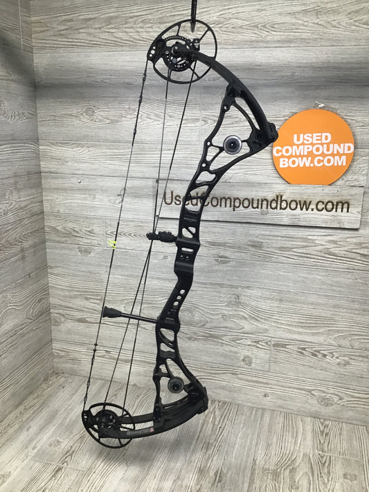 Used Bowtech Core SR 60-70lbs left Hand Black