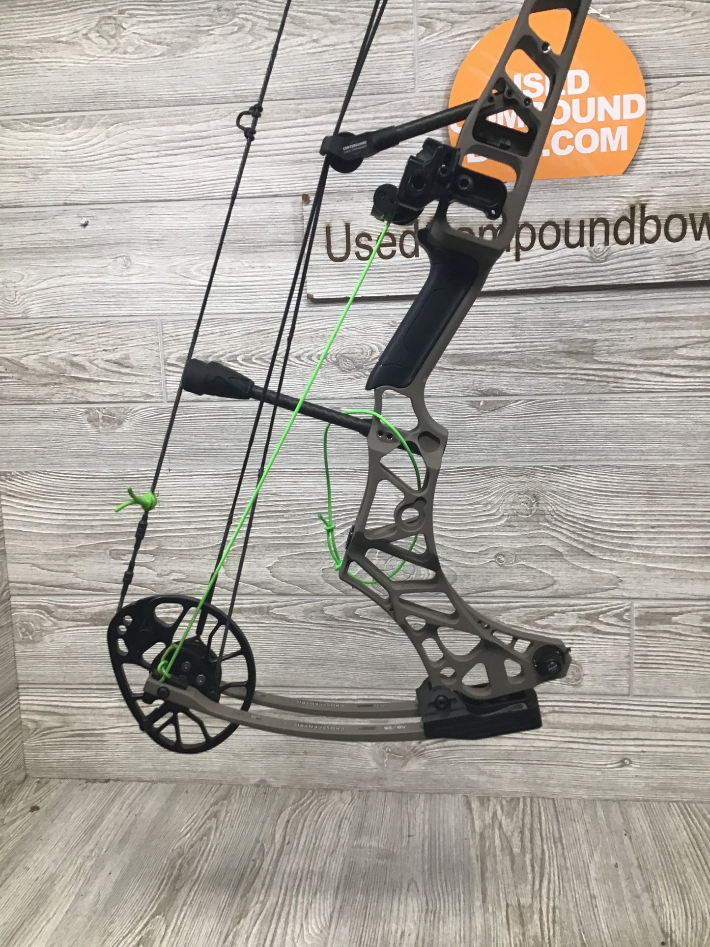 Mathews Prima Granite Right handed 24"/50#