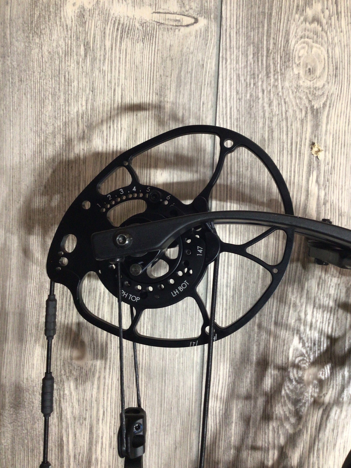 Darton Sequel 31 ST2 Right Handed 60-70 Black Bow