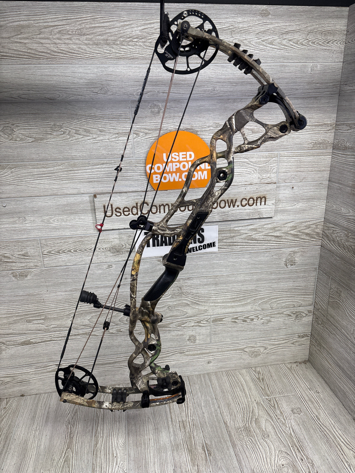 Hoyt Carbon RX-1  50-60# Right handed Realtree 24.5-28"