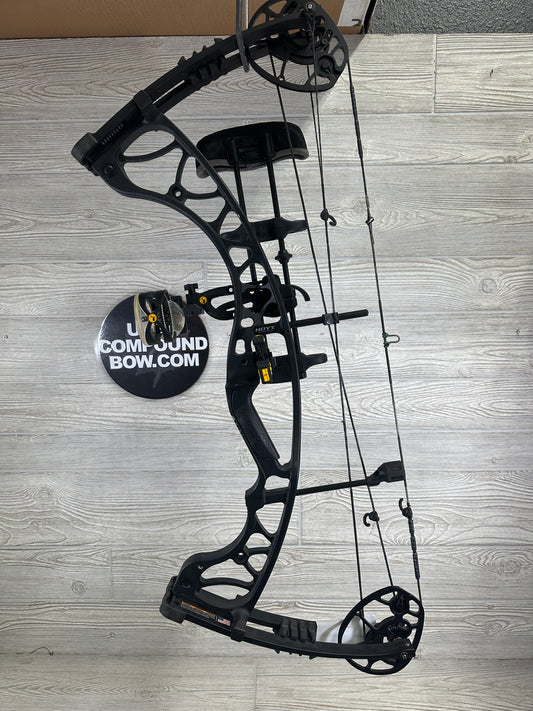 Used Hoyt Torrex Package RH Black