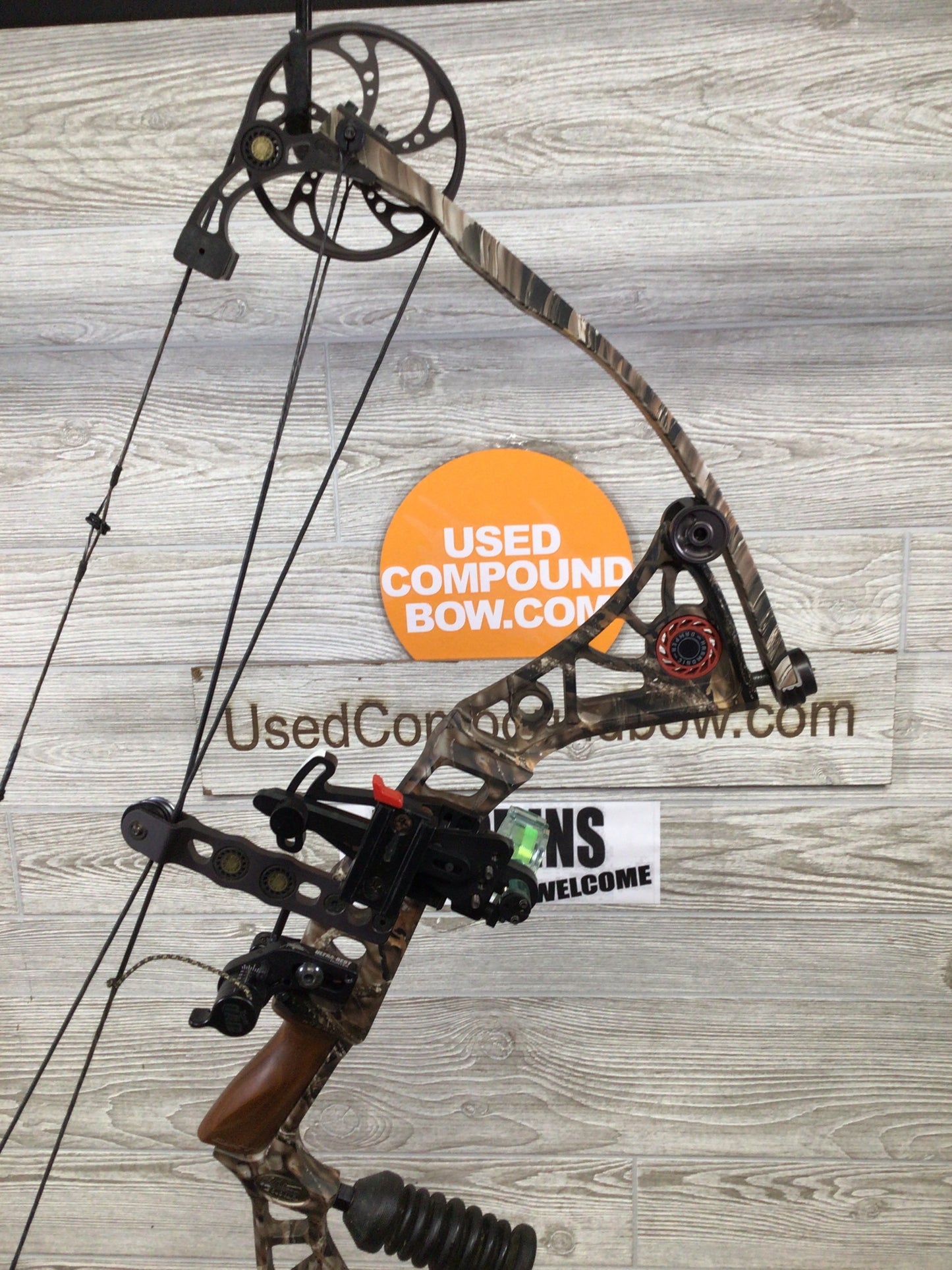Mathews DXT right hand hunt ready package 60-70# 28.5