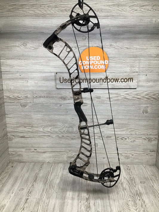 Brand New Prime Revex 4 Right handed 29/70# Ridge Rock Scar