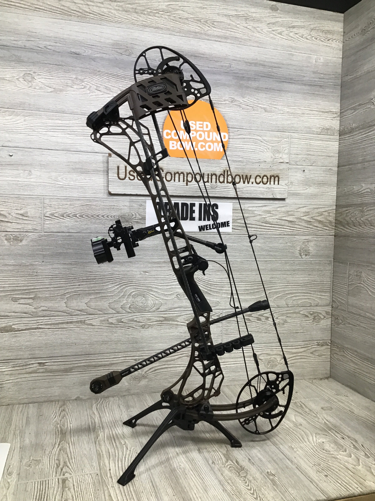 Used Mathews ARC 30 LH Kodiak Brown Loaded Package!!