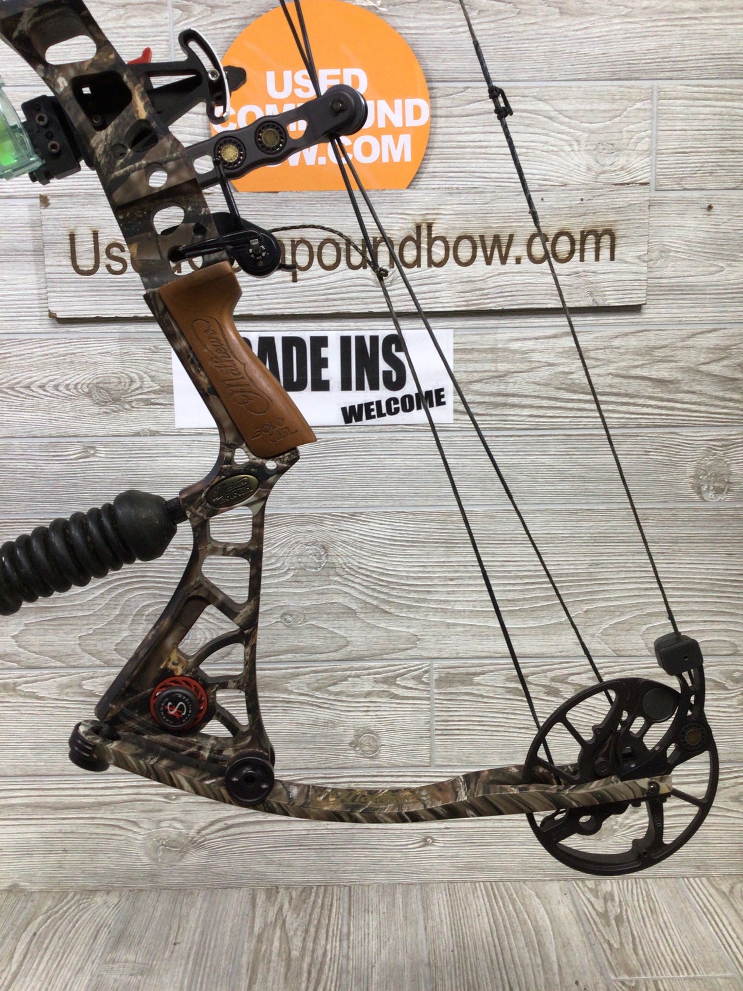 Mathews DXT right hand hunt ready package 60-70# 28.5
