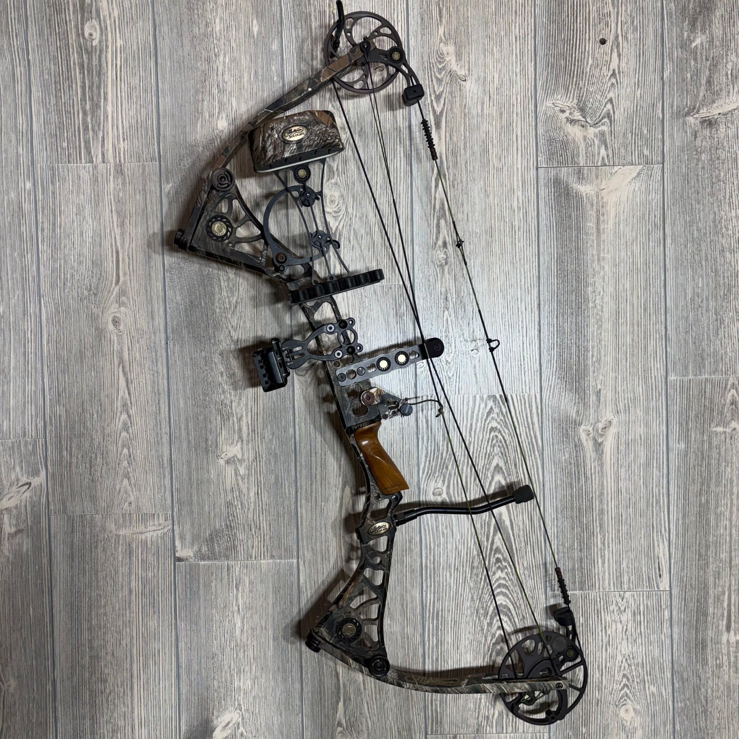 Used Mathews Drenalin LH 70lb 29" Package