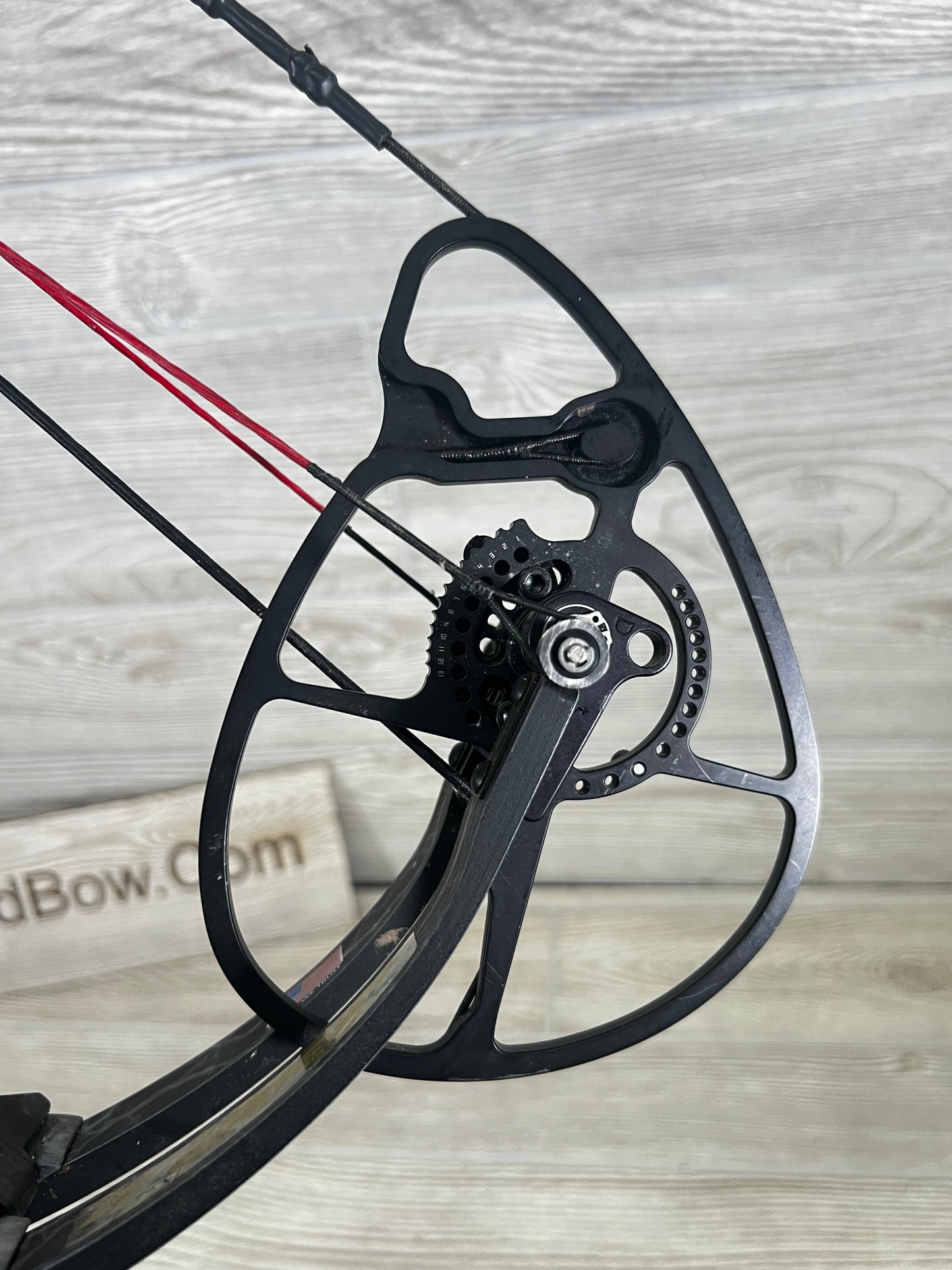 Used RH Bowtech RPM 360 Package 29 inch 70Lbs