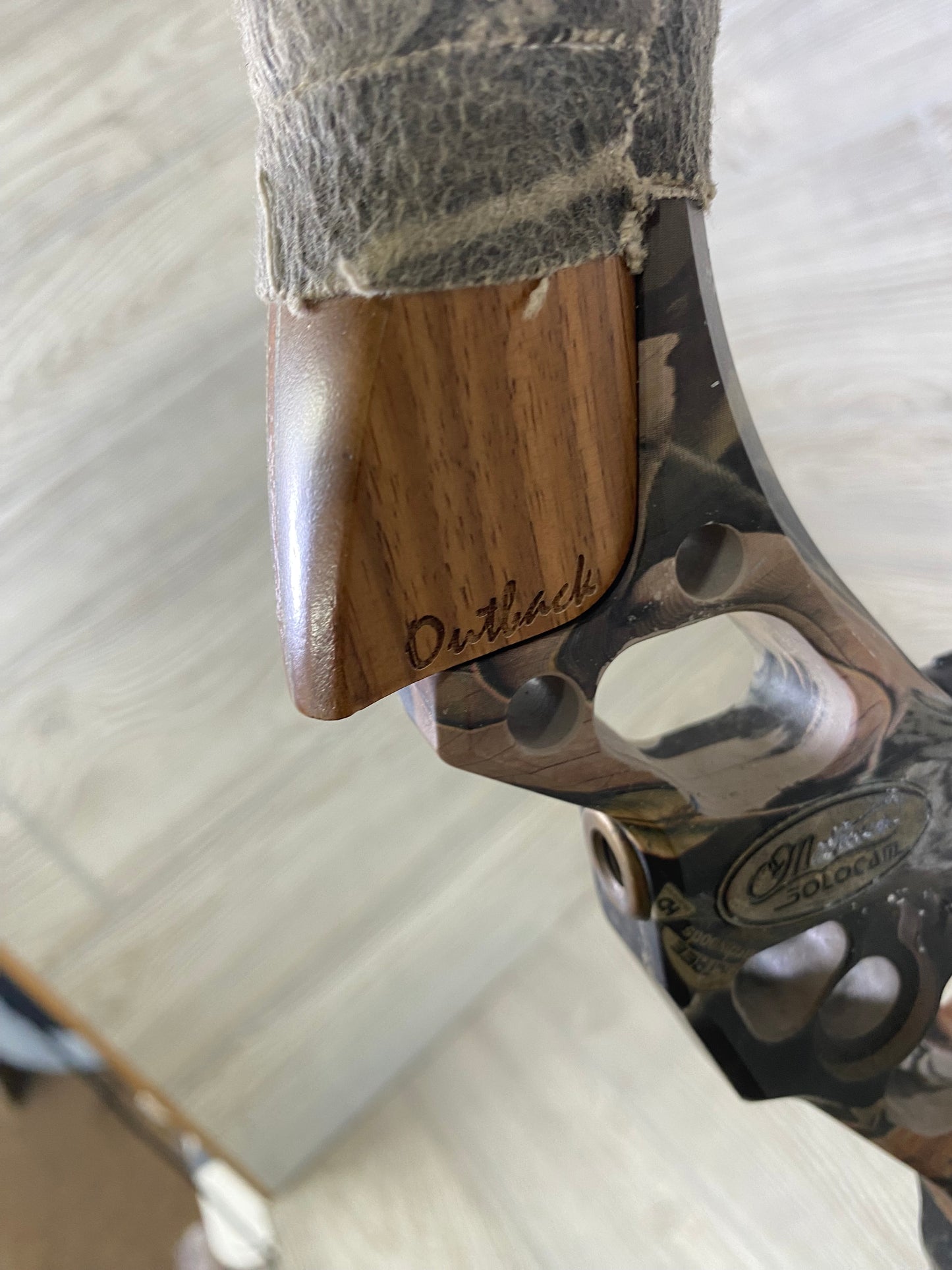 Mathews Outback 29" 70lb Right Handed Bow package