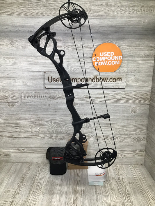 Bowtech Carbon One 60-70# Right Handed Black BRAND NEW W/WARRANTY