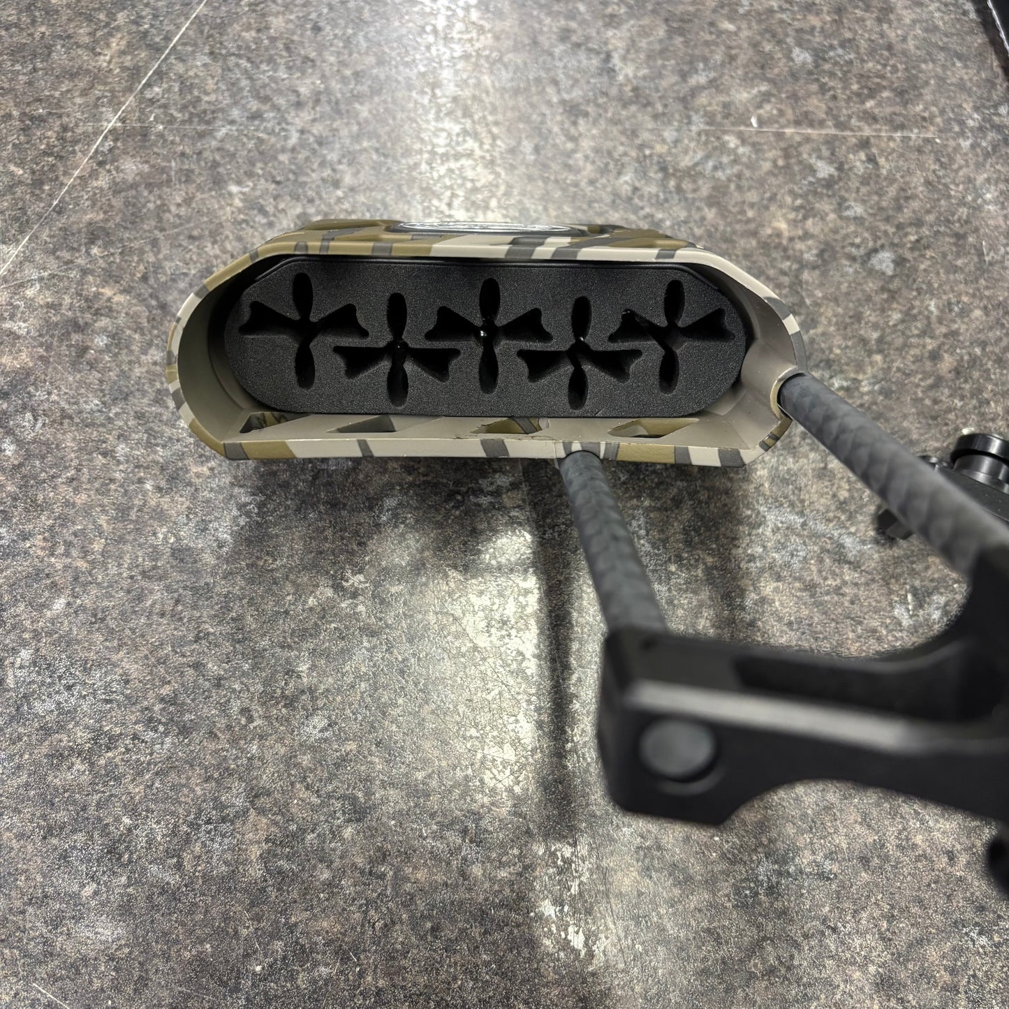 Used Mathews LowPro Detachable Right Hand Quiver Bottomlands