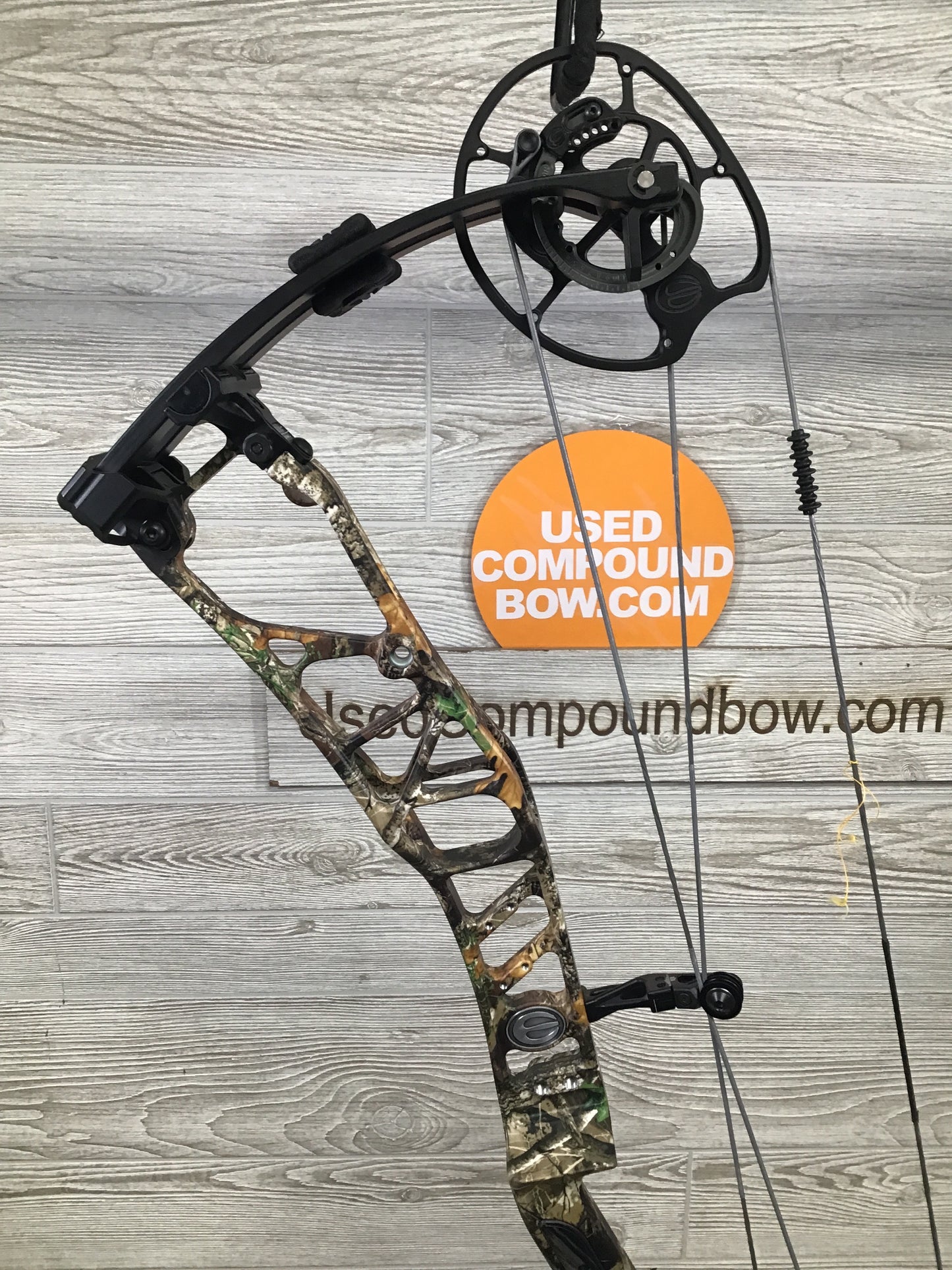 New Elite Kairos Realtree Edge Right Hand 60-70lbs