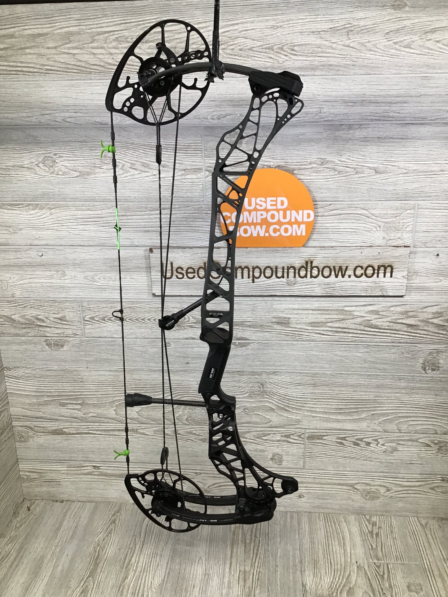 Used Mathews Lift X 29.5 RH Shale Fade to Black - Current 70/28.5/80%