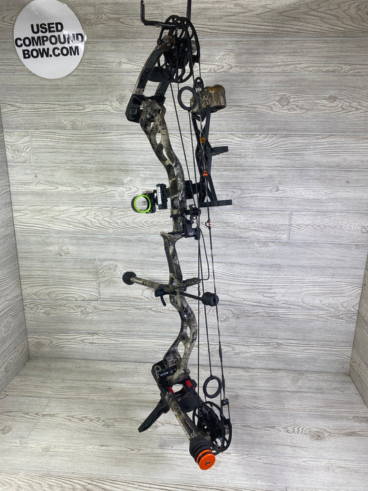 Prime Black 3 60-70# 25.5-31" Right Handed Realtree Escape Loaded