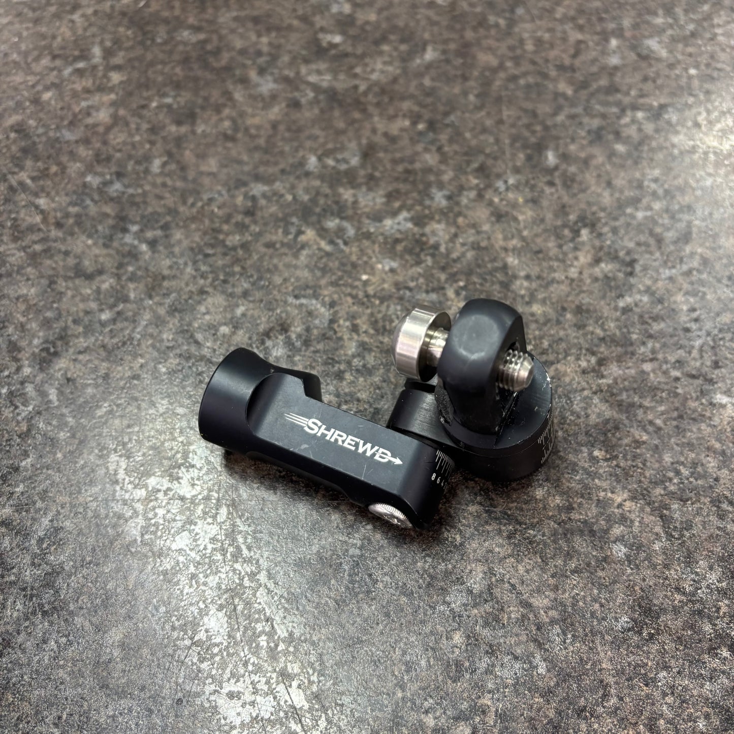 Used Shrewd Vantage 7" Stabilizer set with Atlas V-Bar and Quick Disconnect