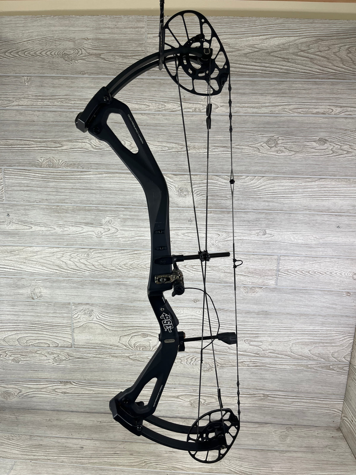 Used PSE Carbon Levitate Left Hand EC2 Cam Nock On edition Black
