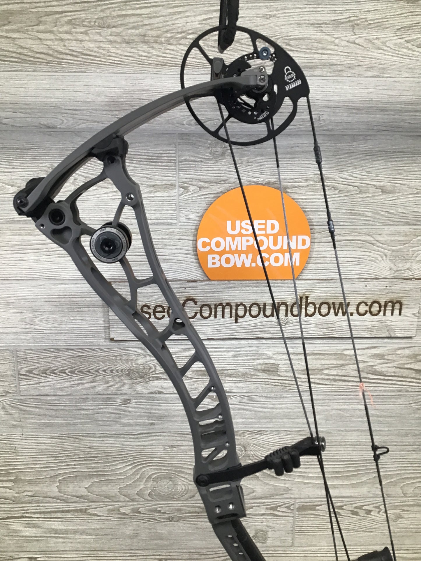 Bowtech Proven 34 Smoke Grey Medium Cam Left Handed 25-30" 60-70lbs