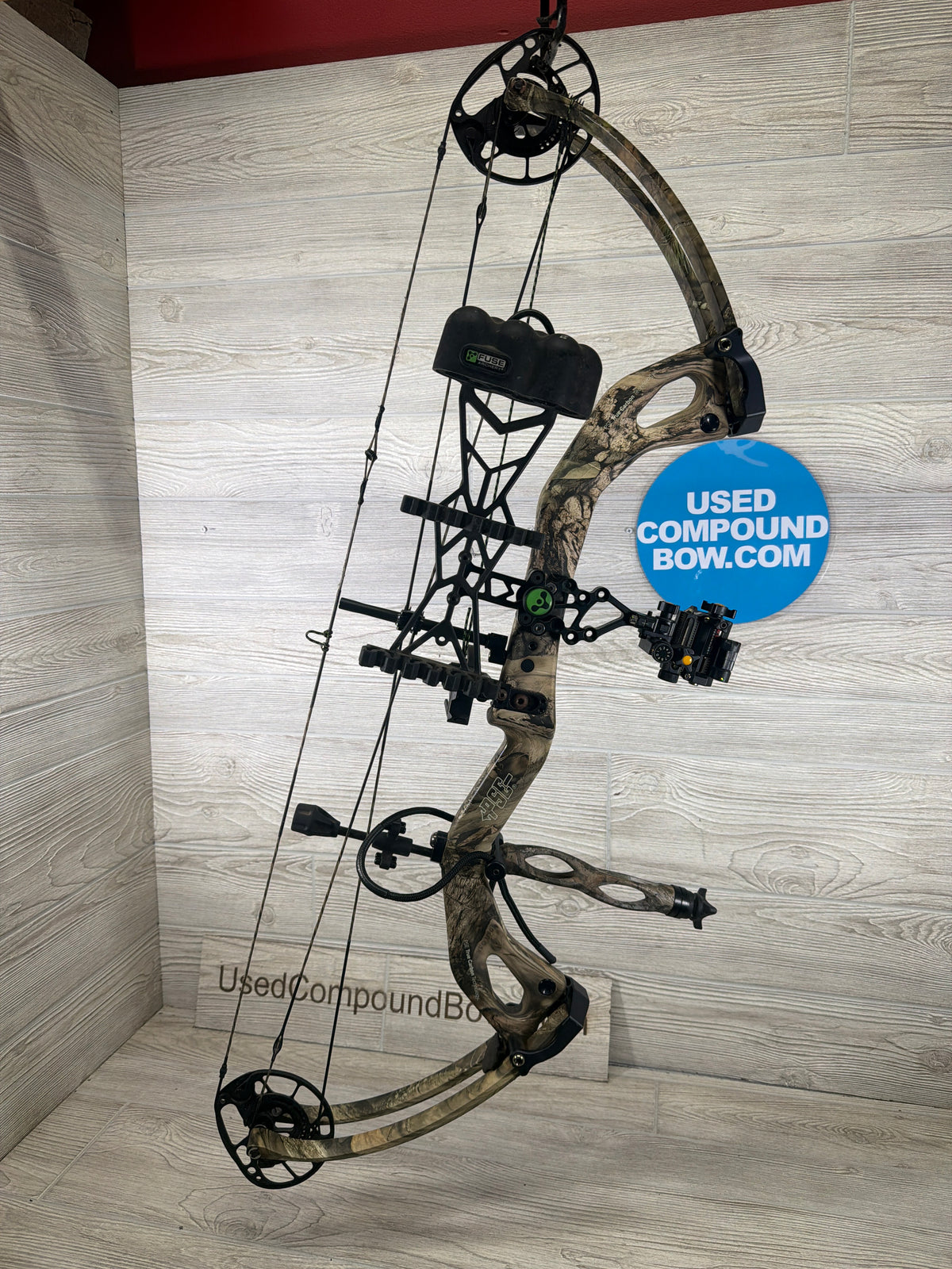 Used PSE Stealth Carbon Air 35 30.5" 70lb Right Hand Camo Bow Pkg